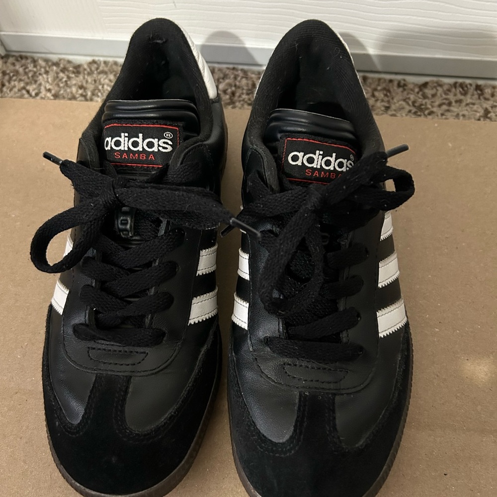 Adidas Black Sambas